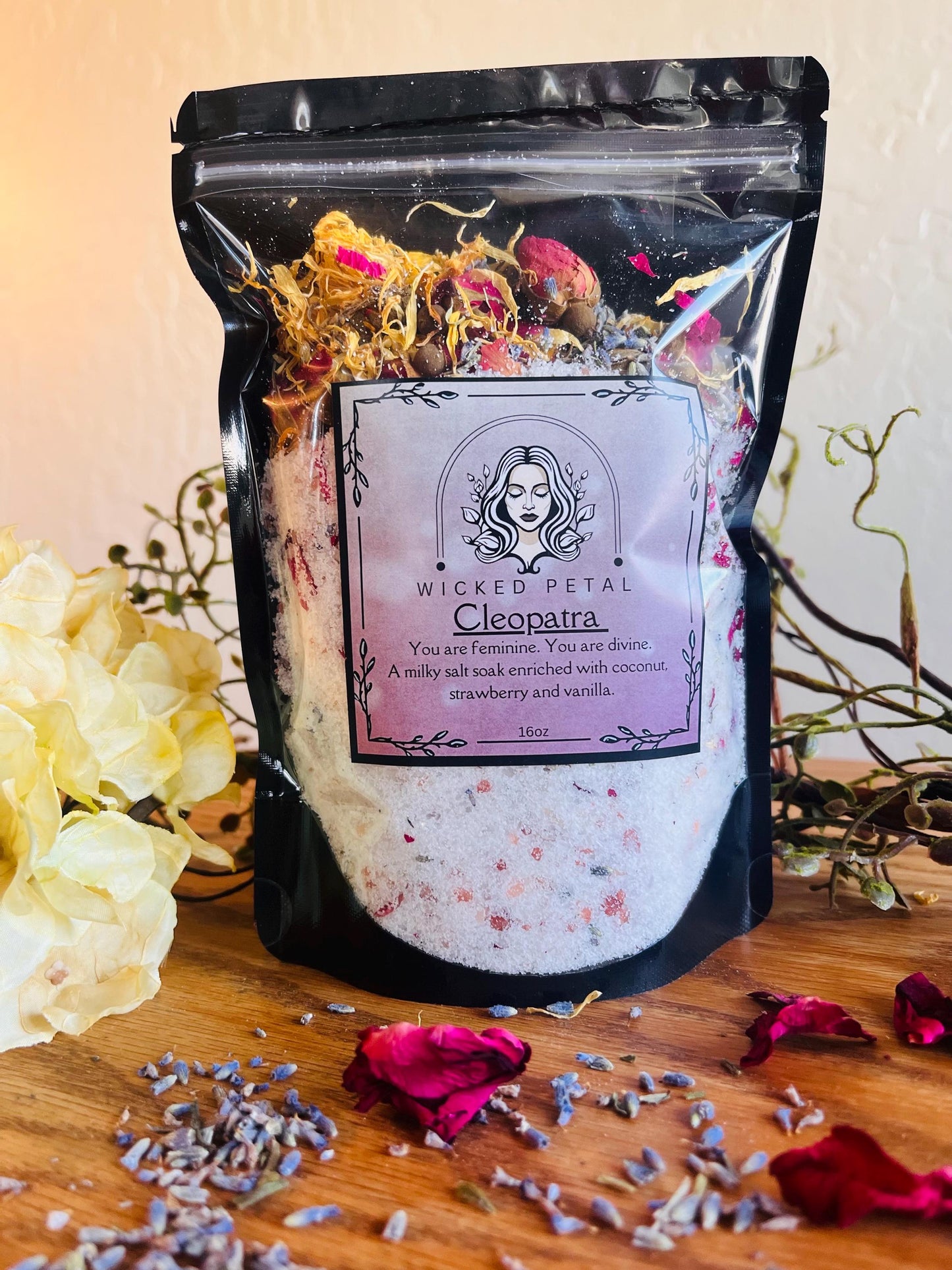 Cleopatra- Goddess Soak (16oz)